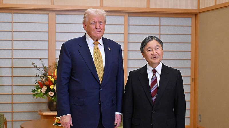 Trump courts Japan’s emperor and new PM before high-stakes Xi summit this week Trump courts Japan’s emperor and new PM before high-stakes Xi summit this week